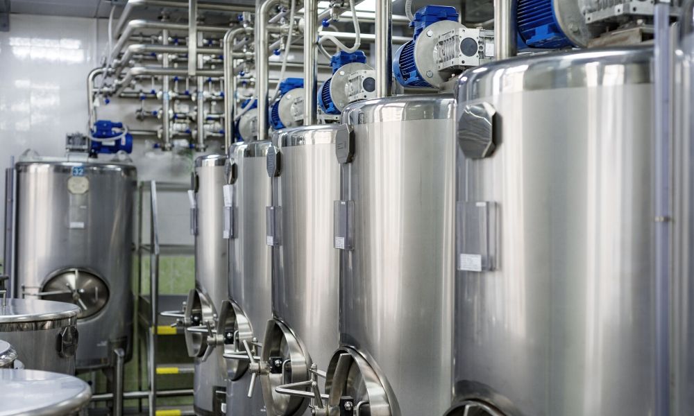 The Benefits of Stainless Steel Mixing Tanks